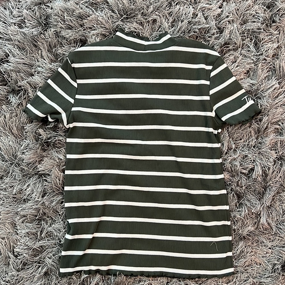 EUC Ribbed Justice Top - Picture 2 of 2